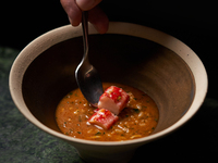 [GW Limited | Includes a complimentary glass of champagne] A 9-course full meal featuring caviar, Wagyu beef, and seasonal delicacies [Celebration]