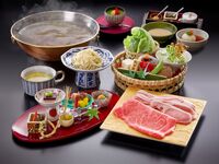 黄金しゃぶしゃぶコース（黒毛和牛特上ロース＋特選豚肉）