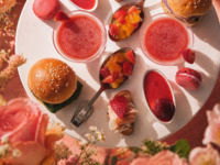 【5月1日～7月9日】Signature Standard Afternoon Tea ”Strawberry”（苺アフタヌーンティー)