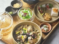 【平日ランチ】　先付4種と牡蠣ひつまぶし御膳