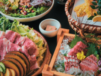 【大皿】夏野菜と牛肉の蒸し陶板焼きコース　6000円　2時間飲み放題つき