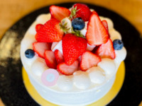【通年販売】苺たっぷりショートケーキ（7号）