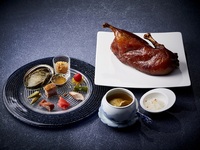 【Chef's Recommendation】Kin Shu Dinner Course with a complimentary glass of Champagne
