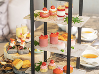 [Weekdays Only] Peach Afternoon Tea