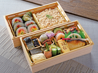 [Takeout Only] Iris Bento Box