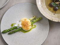 【May Limited Offer】Your Choice of 1 Beverage + 5-course meal including domestically grown asparagus and roasted Tamba black chicken. "P72"