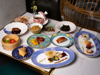 【Moon Forest Course】20 Dishes Including Shark Fin Herbal Soup, Lobster, and Wagyu Steak｜Free-Flow Drink Option Available