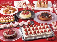 Through Sunday, May 31[Dinner buffet only available on weekends and holidays/No time limit] A Selection of Strawberry Desserts Created by Our Hotel Pastry Chefs