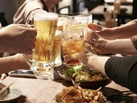 【夏季限定】テラスビアガーデンプラン　フライドポテト、名物唐揚げが食べ放題＋3時間飲み放題付