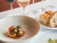 [Symphony] Poached King Prawns & Roasted Lamb: A 9-course menu celebrating the flavors of summer, plus 5 wine pairings