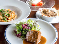 乾杯付き シェフ渾身の【スペシャルコース】全８品からなるおまかせコース