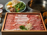 [10% OFF for online reservations] Shabu-shabu set featuring locally sourced beef and pork for comparison.