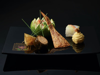 会席 兼六《ご昼食》