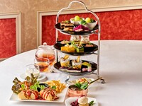季節の味覚と華やかなスイーツを楽しむ、期間限定アフタヌーンティー