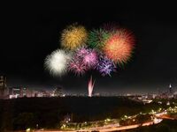 【華 hana】Fireworks viewing and dinner buffet with all-you-can-drink