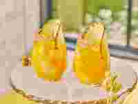 ＜オプション＞【ｽﾍﾟｼｬﾙﾄﾞﾘﾝｸ】情熱のひまわり ～マンゴー＆ローストココナッツ～（1,131）1,300　THE NATIONAL GALLERY LONDON AFTERNOON TEA -Van Gogh-