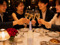 【事前予約特典】スパークリングワイン1本サービス～ダイニングご利用限定～