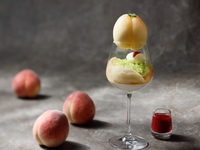 [July 1st - August 31st] Whole Peach and Kyoto Honey Parfait Serving Hours: 11:00 - 17:00 (Last Order 16:00)