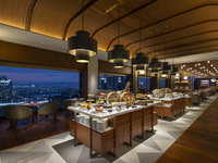 Window seat guaranteed. Weekend and public holiday dinner buffet (adults)