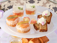 【Peach Afternoon Tea】カフェおかわり自由！ロゼスパークリングワイン付き