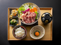 【ランチ限定】新鮮野菜とあっさり味わう「神戸牛すき焼き定食」★ご飯大盛り無料