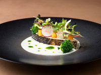 Menu de saison 季節のフレンチコース（メイン黒毛和牛フィレ肉）　