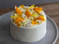 '(15cm) Mango and Oolong Tea Shortcake'