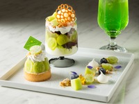 一日限定10台【パフェ＆スイーツプレート　～メロンとマスカット～】