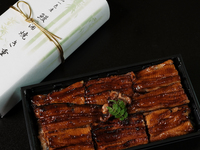 【お土産】愛知一色産　鰻蒲焼き重