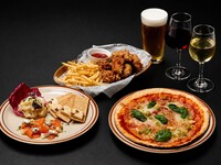 [Official Lowest Price Guarantee] [June only] [Includes 90 minutes of all-you-can-drink] Popular roast beef course 7,500 yen → 4,000 yen (tax and service charges included) Homemade pizza, tender roast beef, and 6 other dishes [Includes draft beer and sparkling wine]