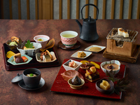 Kyoto Seasonal Harvest and Chocolate Afternoon Tea (9/4–11/22)