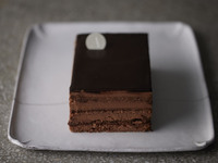 チョコレートケーキ 4名様分【 ¥3,900円(税別) 】
