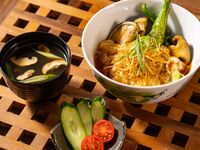 京湯葉丼