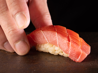 【Chef's Counter】20-Course Omakase
