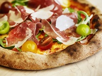 Pizza Lunch <Weekdays>