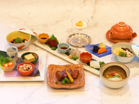Japanese Modern Kaiseki Course: 8,800 yen 