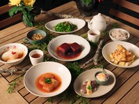 【ランチ限定】4,800円コース 2名様～　☆台湾茶付き