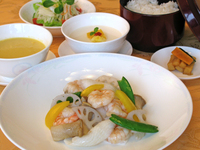 平日限定「週替りランチセットA」