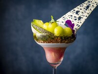 【夏の夜パフェ "ブラッシュラグーン"】  バー限定でご用意するパフェ