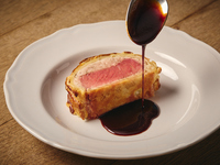 ☆月～木曜日限定１drink付☆牛フィレ肉のパイ包み焼き Dinner Course（事前予約限定）