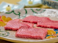 Limited time offer until August 31. New “Usumitsu Special Course” includes all-you-can-drink! Featuring “Wagyu beef yukke with rich egg yolk,” “7 carefully selected grilled dishes,” and “spicy dan dan noodles.”