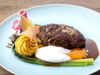 Kobe Western-style lunch: Hamburg steak