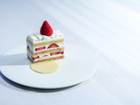 【Limited-quantity LUNCH | Weekdays】 Seasonal shortcake lunch set – 4 courses <After 1:30 PM>
