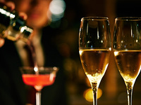 9月～【Seasonal＃1】メインは厳選和牛赤身炭火焼き＋フリーフロー付！ 全6品