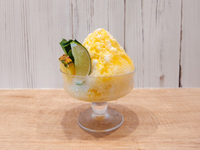 【Shaved Ice】 Mini Tropical Pineapple Boat