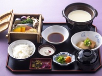 【9/19~11/20】 인리아게유바와 가을 연어 찜 정식