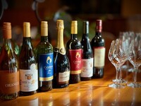 【スペシャル・ディナーコース】＋ロイヤルセレクション 11種類のセレクションワイン・ビール・カクテル・日本酒 飲み放題