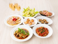 【Summer Special Price】 Upgrade dinner party with Free-Flow Drinks, Including Sparkling Wine and Draft Beer