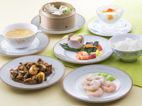 夏期限定　飲茶ランチ