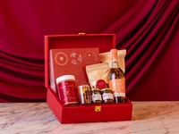 Mooncake Hamper with Bottle of Glenmorangie